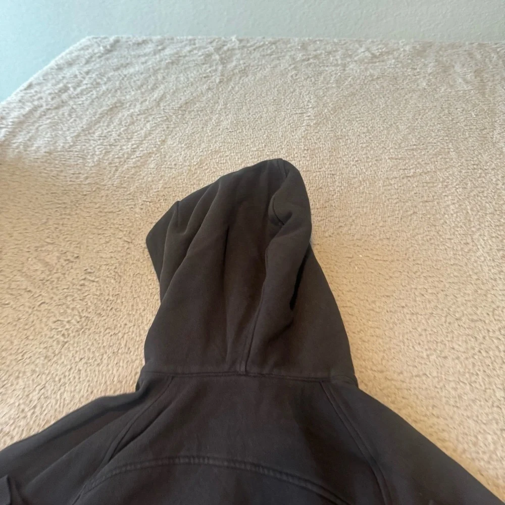 Lululemon Athletica Women's Scuba Oversized 1/2 Zip Cropped Hoodie in Black M/L